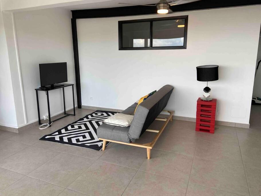 Villa Bahia - Appt F3 Vue Mer Et Montagne Baillif Kültér fotó