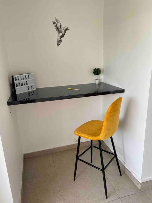 Villa Bahia - Appt F3 Vue Mer Et Montagne Baillif Kültér fotó