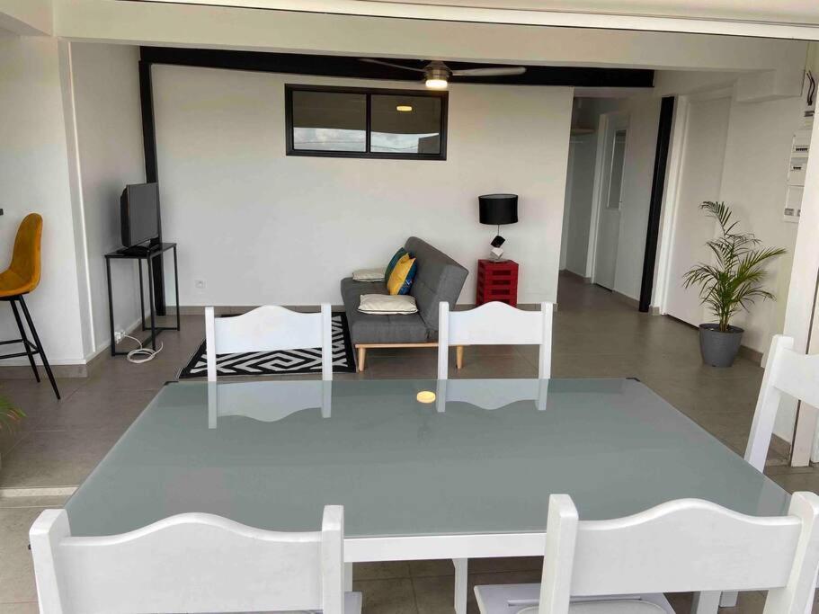 Villa Bahia - Appt F3 Vue Mer Et Montagne Baillif Kültér fotó